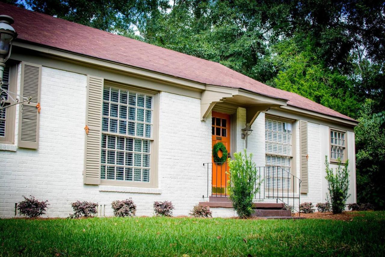King Bed Family Friendly - Walk To Zoo & Waterpark - Near Downtown & Midtown Holiday home *